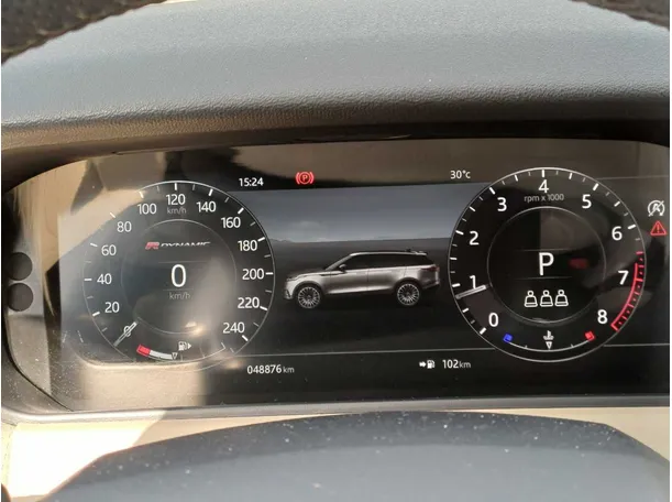 Car image 19