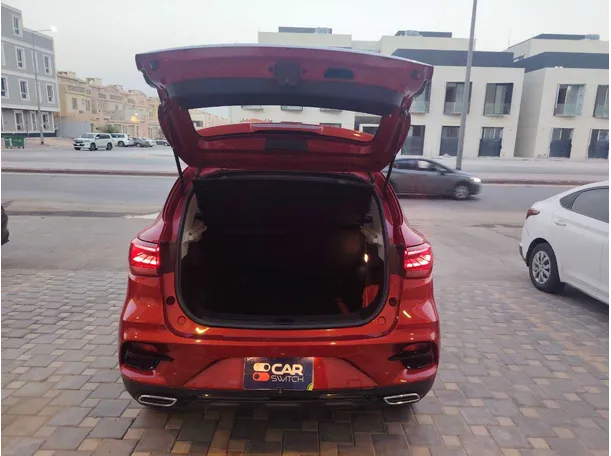 Car image 23
