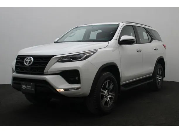 2025 Toyota Fortuner in Abu Dhabi
