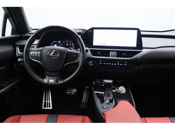 Car image 15