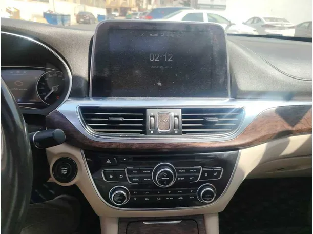 Car image 27