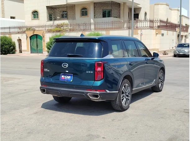 Car image 5