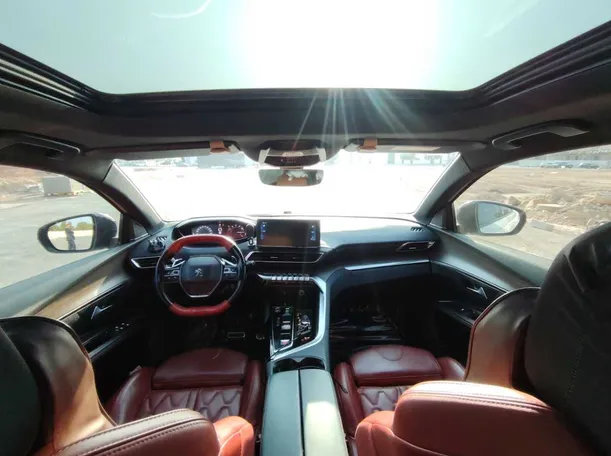 Car image 20