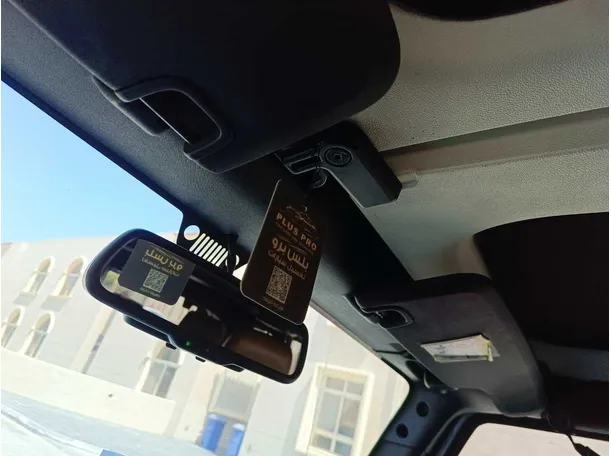 Car image 27
