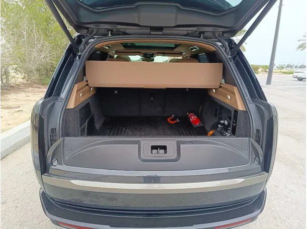 Car image 32