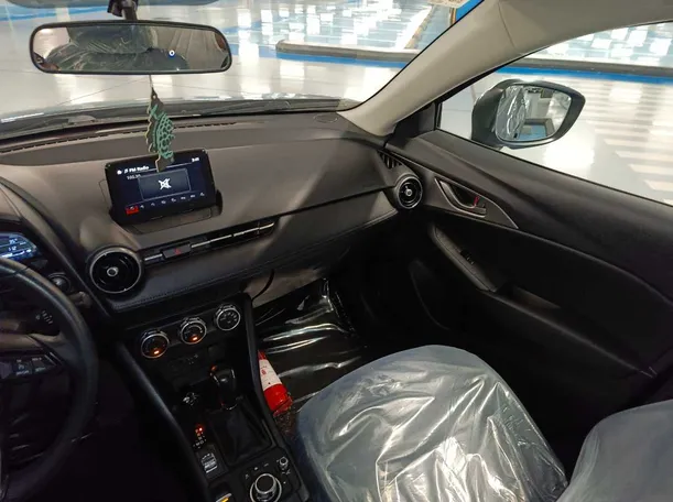 Car image 21