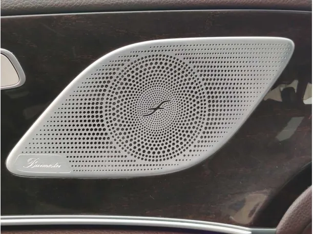 Car image 28