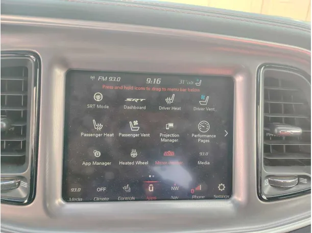 Car image 25