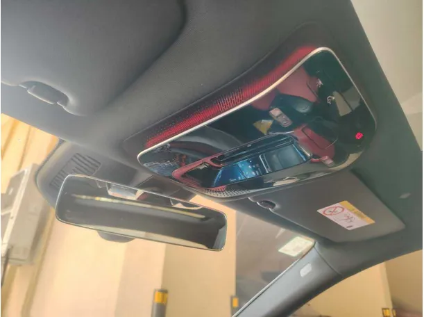 Car image 33