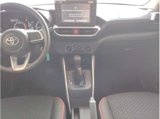 Car image 20