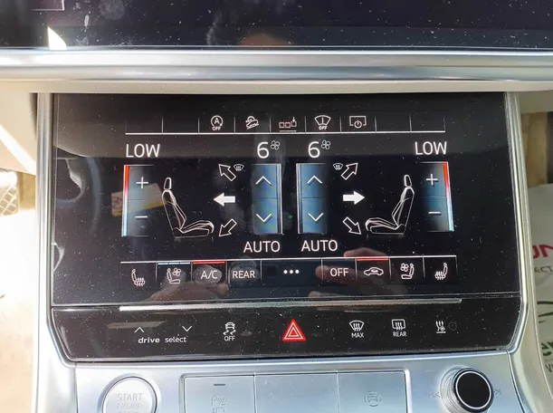 Car image 25