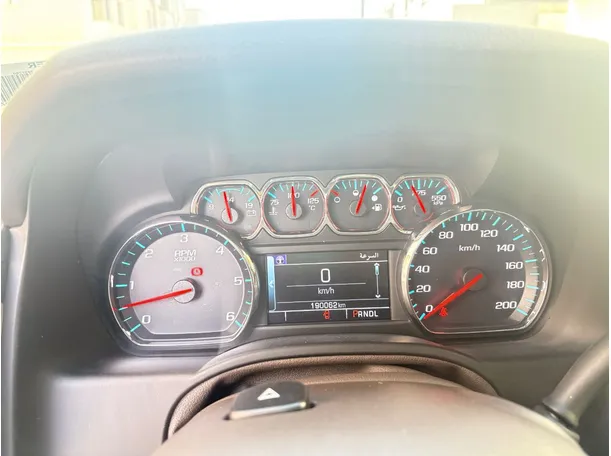 Car image 19