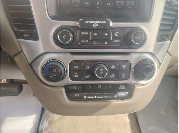 Car image 23
