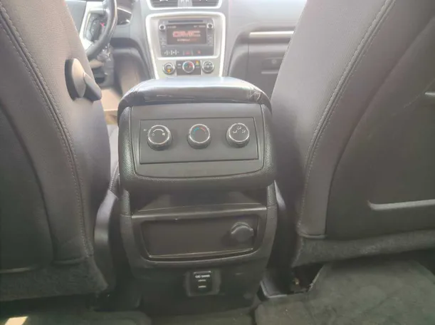 Car image 27