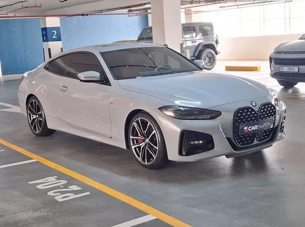 Car image 4