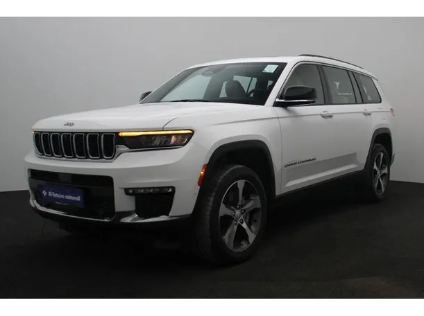 2023 Jeep Grand Cherokee in Abu Dhabi