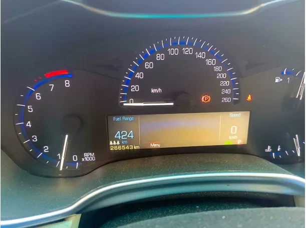 Car image 25