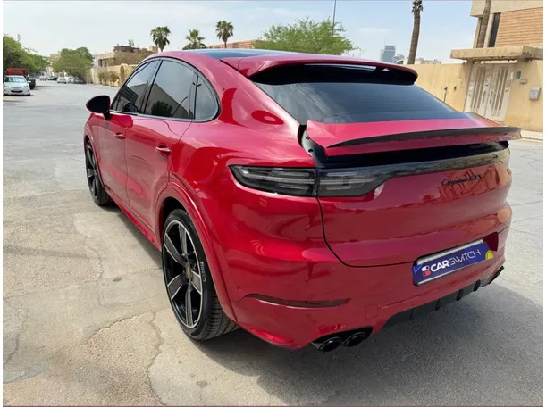 Car image 7