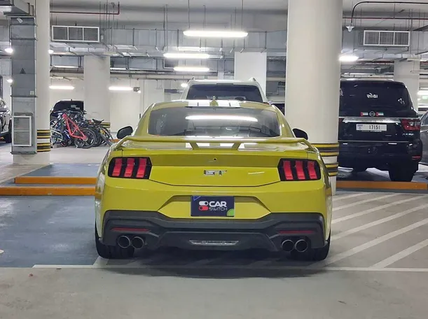 Car image 6