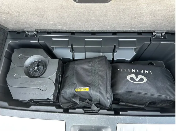 Car image 29