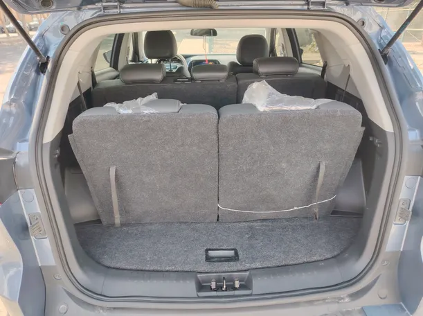 Car image 27