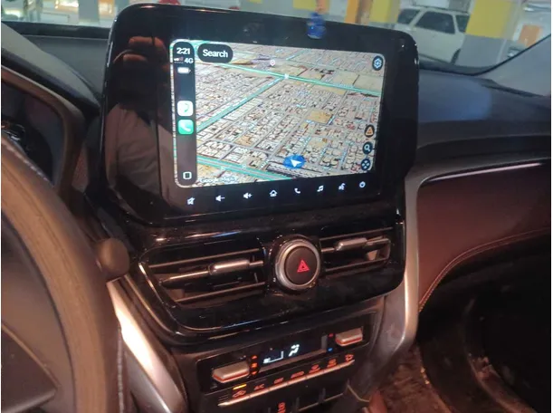 Car image 18