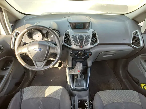 Car image 15