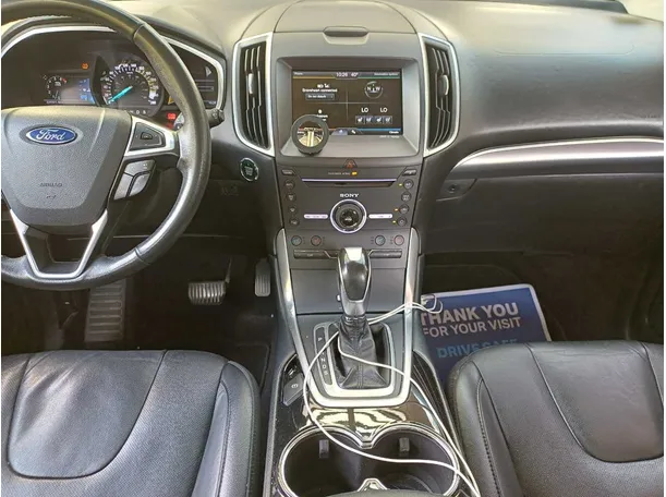 Car image 15