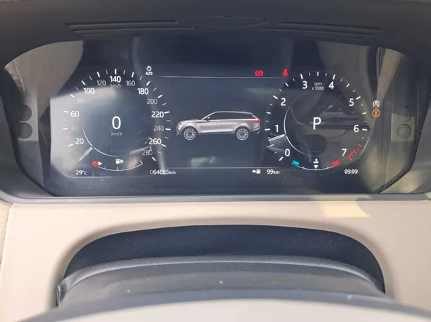 Car image 19