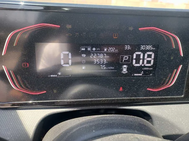 Car image 20