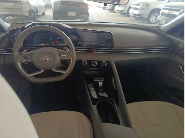 Car image 24