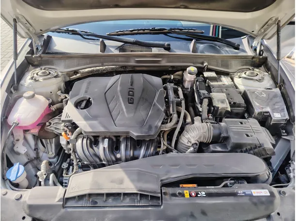 Car image 33