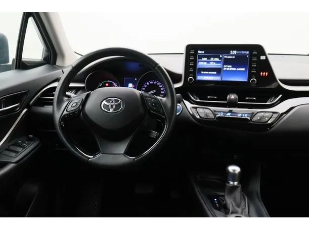 Car image 15