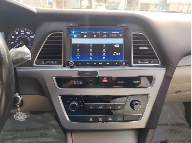 Car image 20