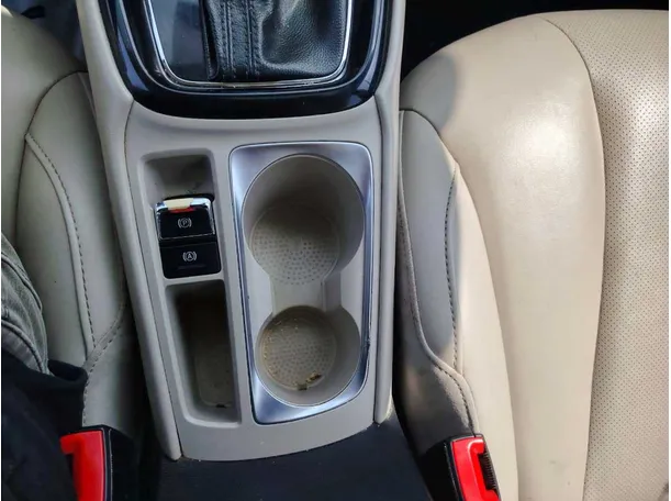 Car image 40