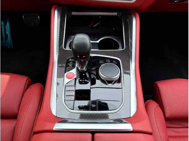 Car image 29