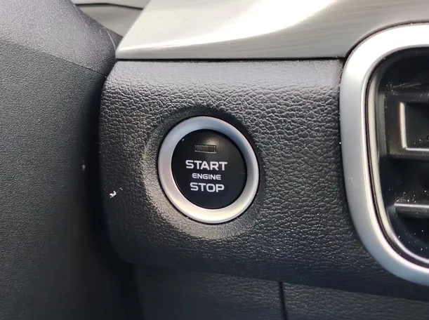 Car image 34