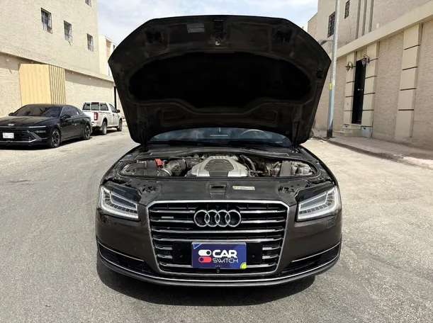 Car image 32