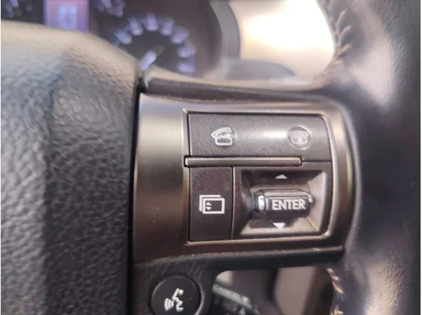 Car image 38