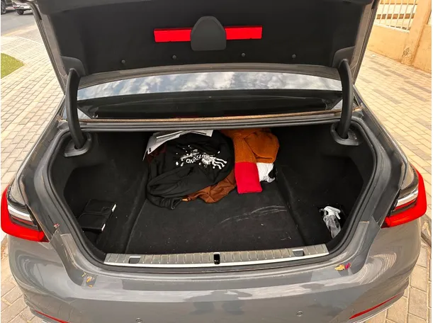 Car image 22
