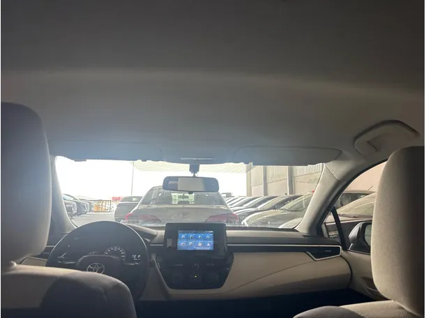 Car image 15