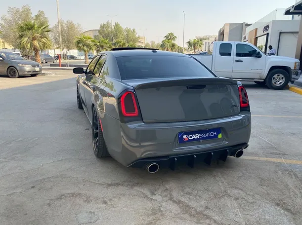 Car image 7