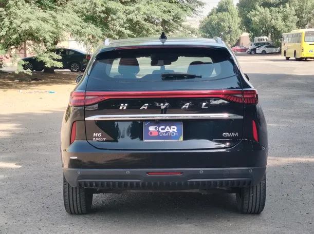 Car image 6