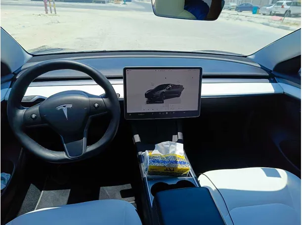 Car image 22
