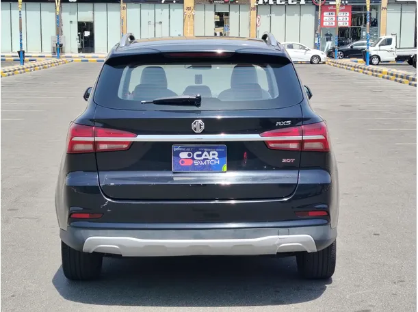 Car image 6