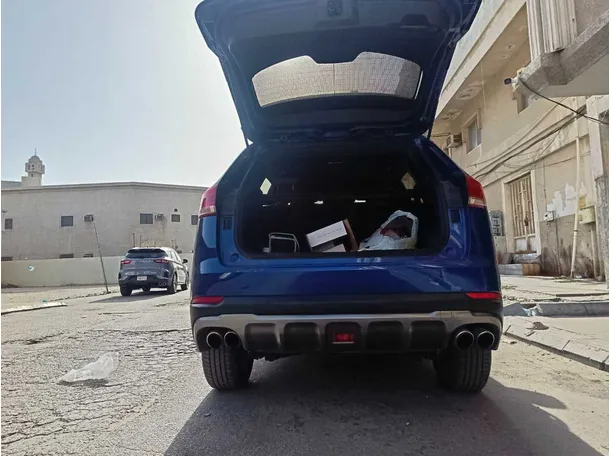 Car image 28