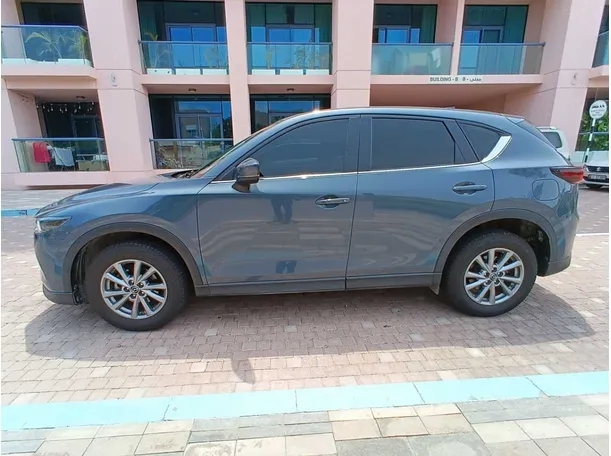 Car image 8