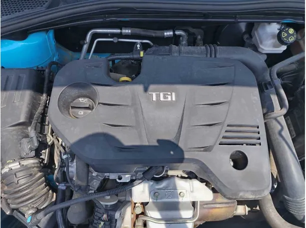 Car image 48