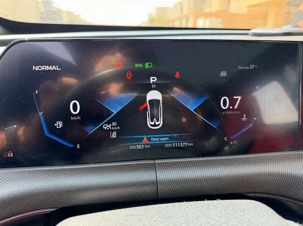 Car image 20
