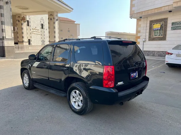 Car image 7